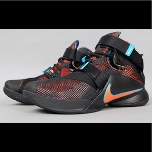 NIKE LEBRON 9 BLACK BLUE LAGOON HYPER ORANGE.